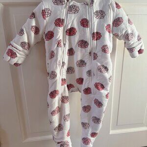 Monica + Andy Quilted Baby Bunting with Rose Print (0-12 months) Never worn!
